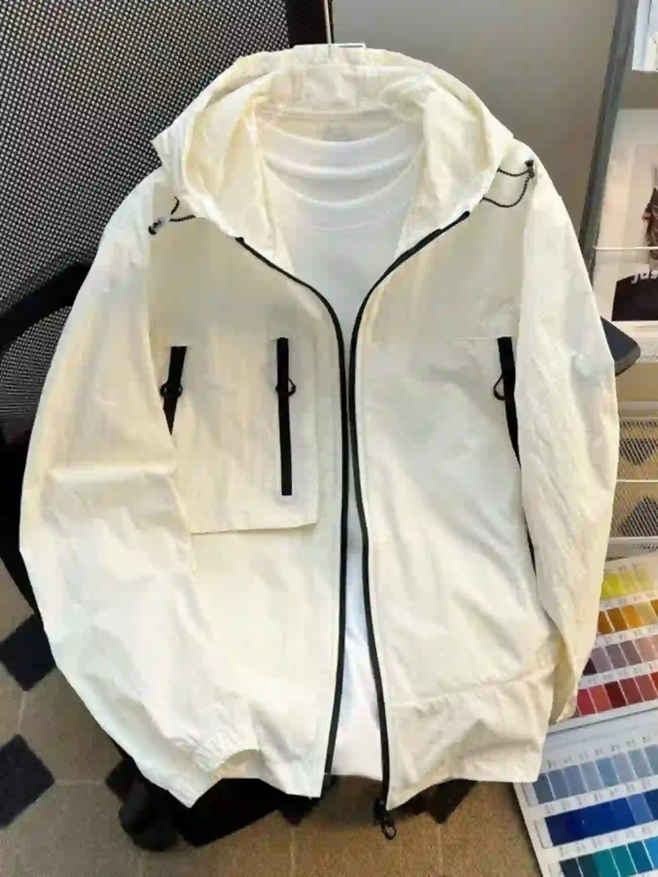 Men's Plus Size Lightweight Hooded Windbreaker Jacket