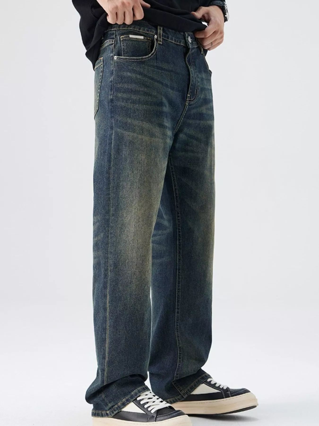 Wash Loose Fit Jeans