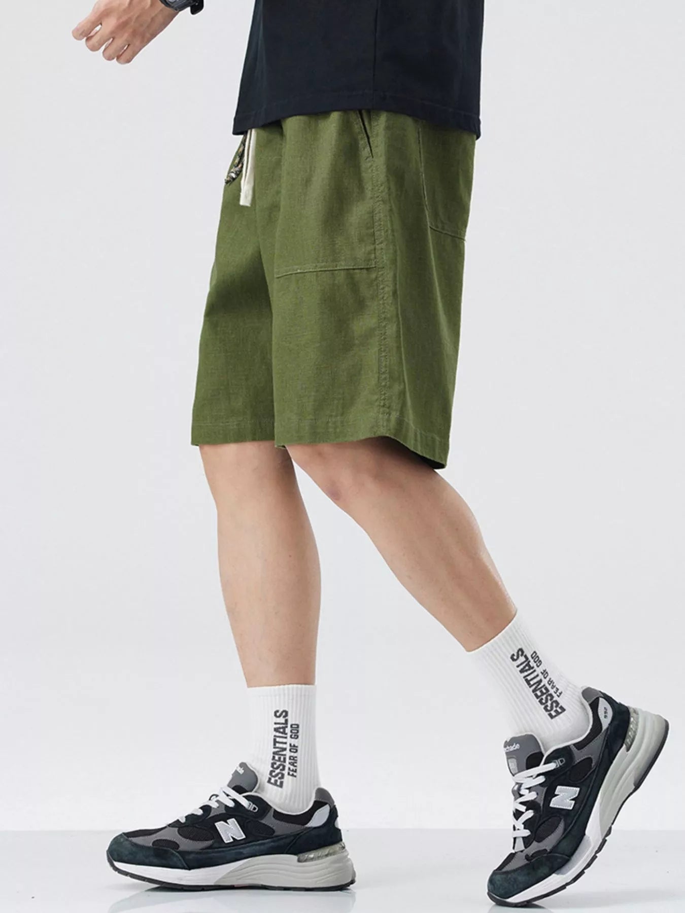 Drawstring Pocketed Casual Shorts