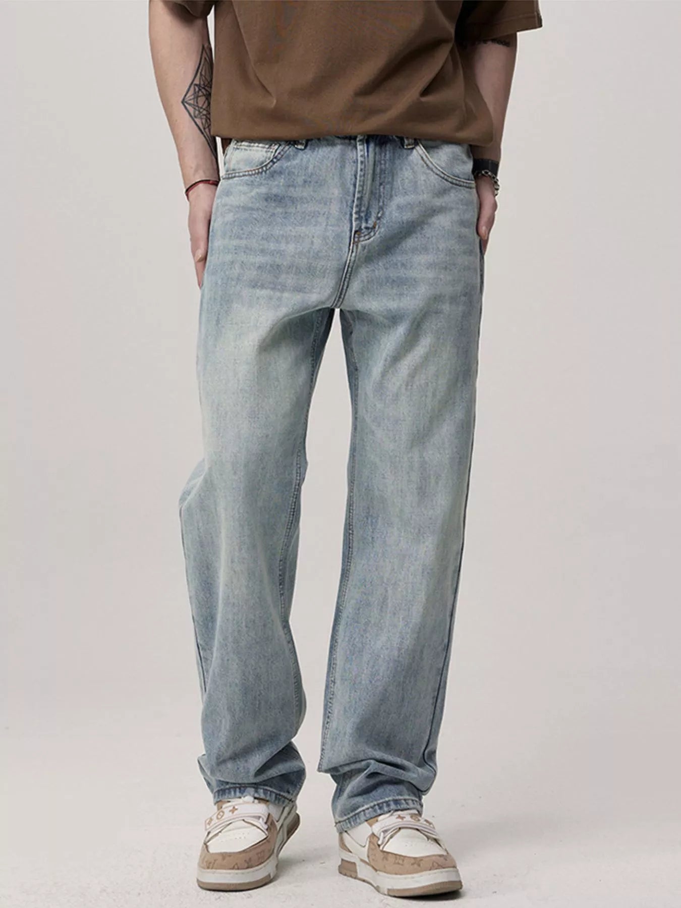 Wash Loose Fit Jeans